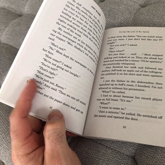 It’s not the end of the world by: Judy Blume paperback book - Picture 5 of 8